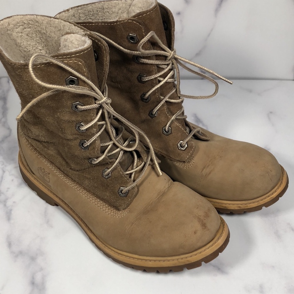 Timberland Jayne Teddy Lace Up, Fold-Down, Boots Light Brown, Size 7.5